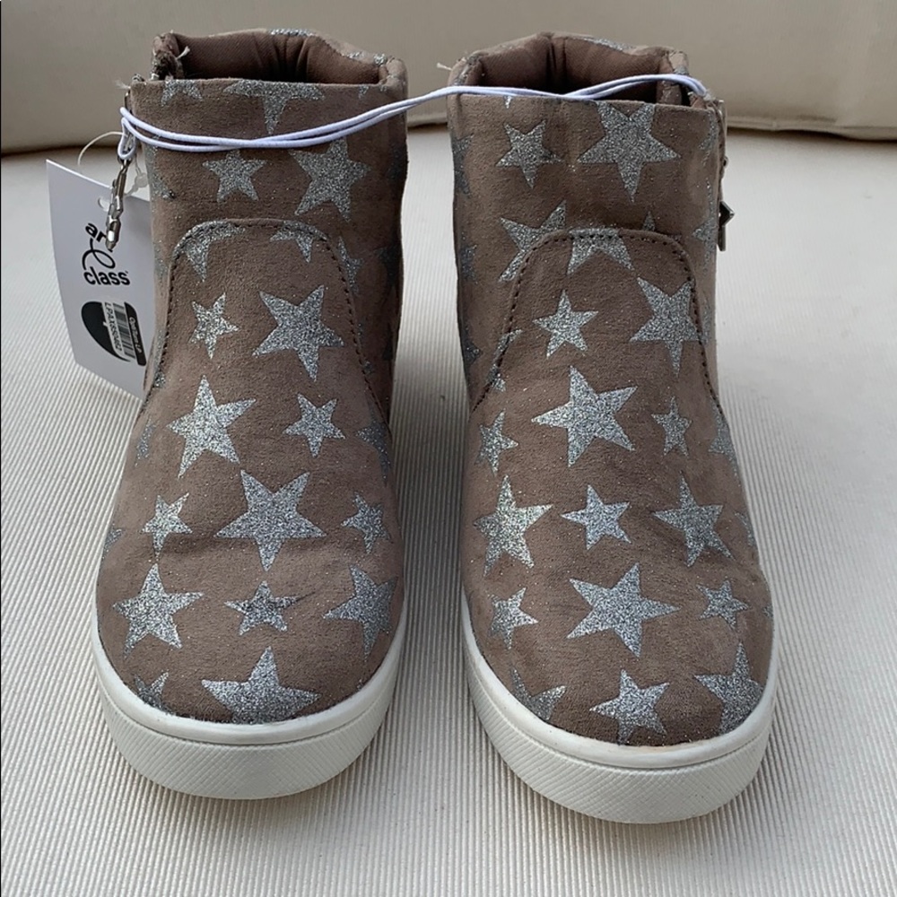 Girls’ High Top Sneakers